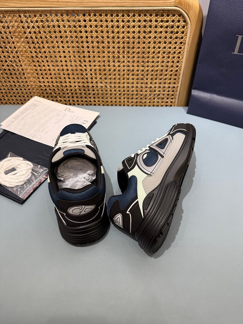 DR B30 SNEAKER