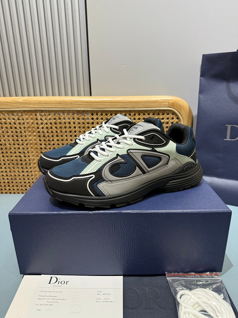 DR B30 SNEAKER