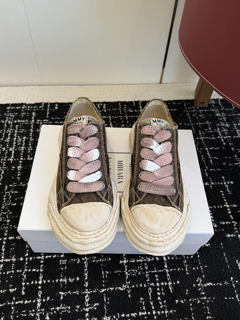 Ma1s0n mihara sneakers