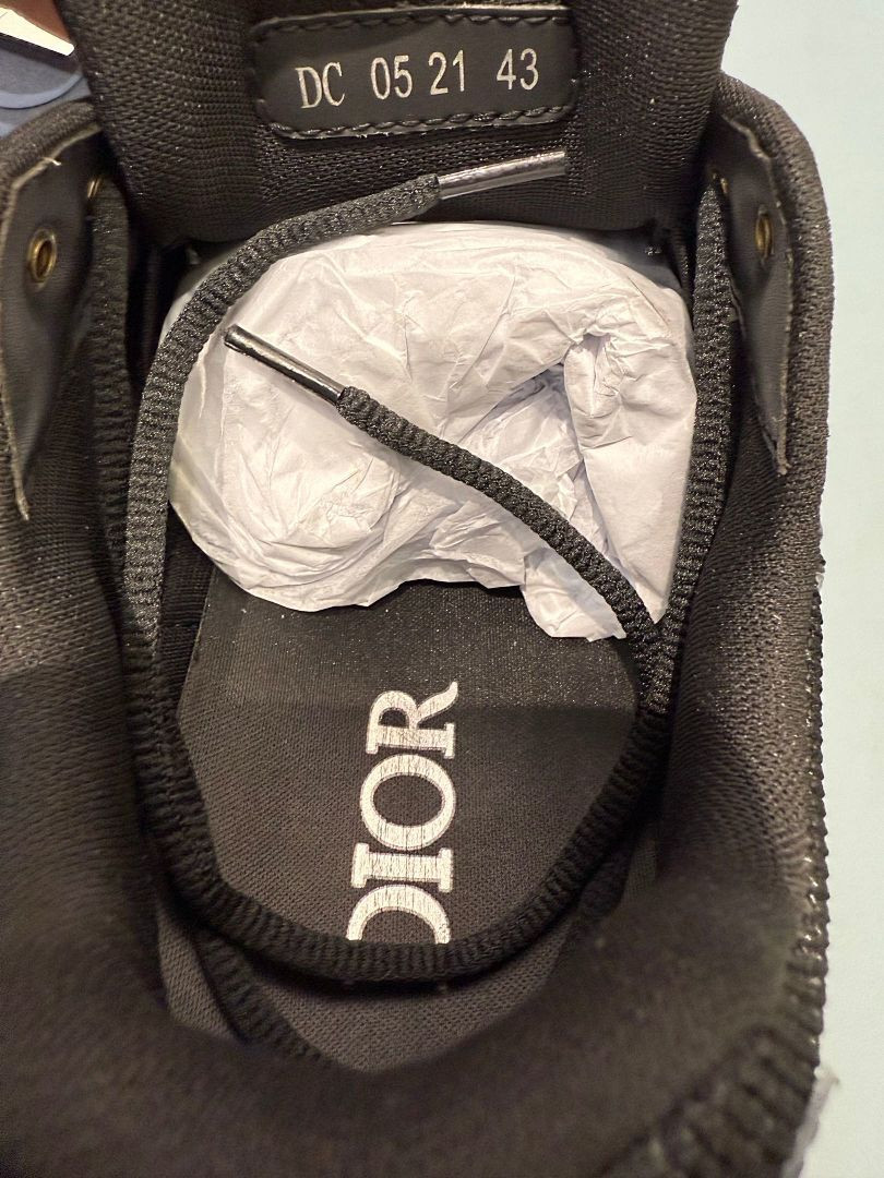 DR B30 SNEAKER