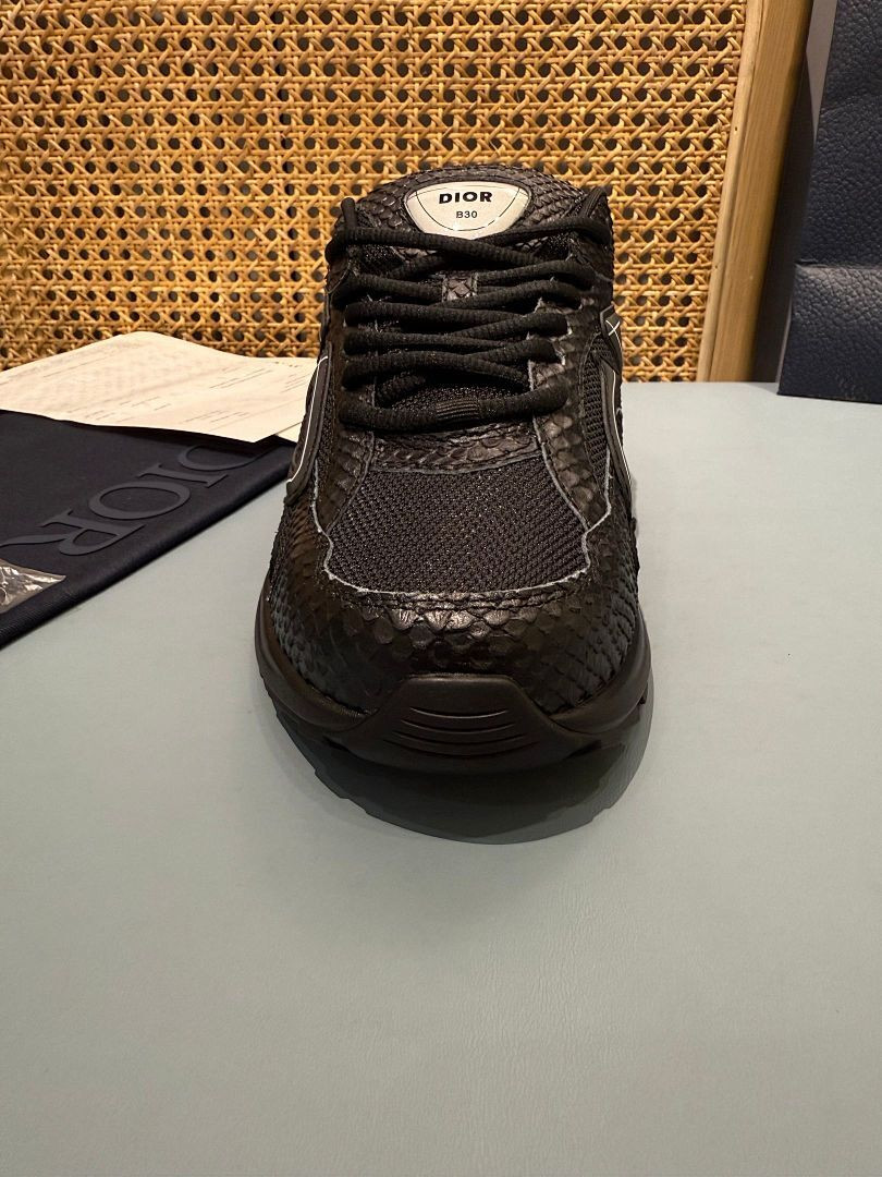 DR B30 SNEAKER