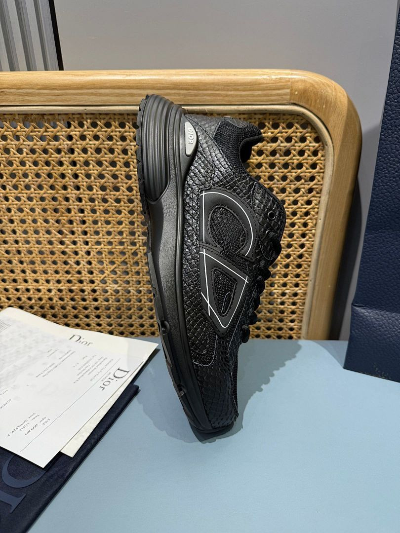 DR B30 SNEAKER