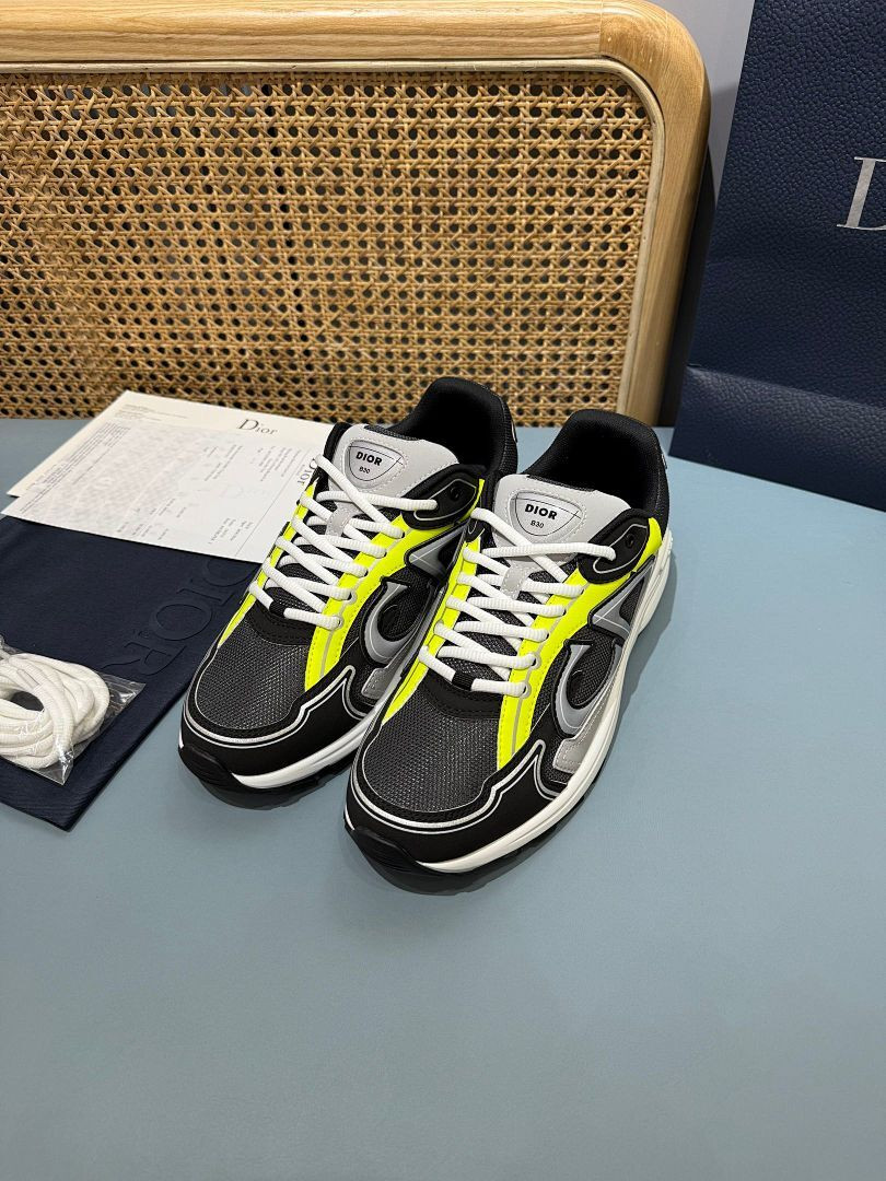 DR B30 SNEAKER