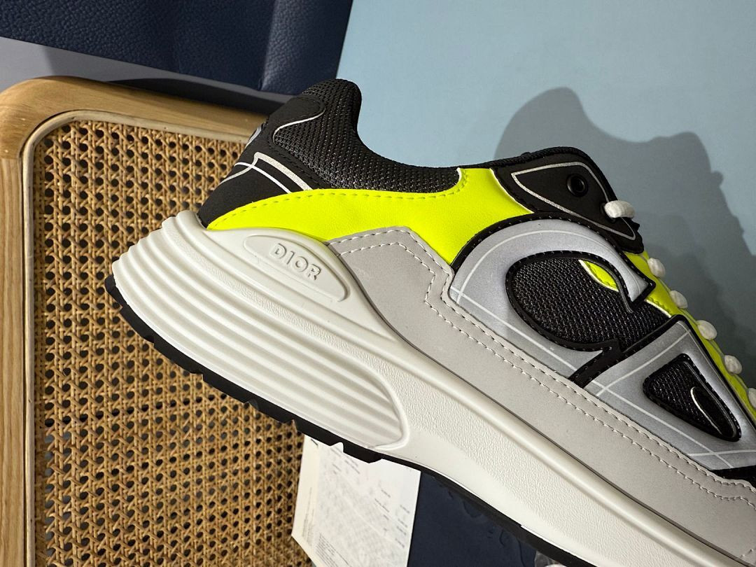 DR B30 SNEAKER