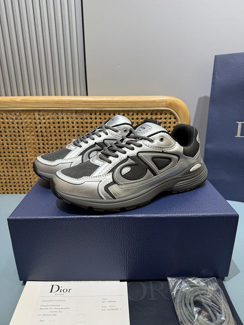 DR B30 SNEAKER