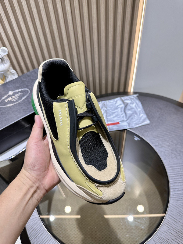 PR SNEAKER