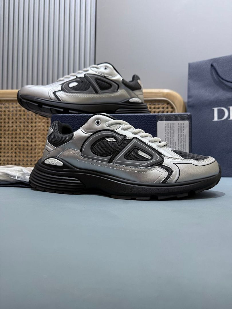 DR B30 SNEAKER