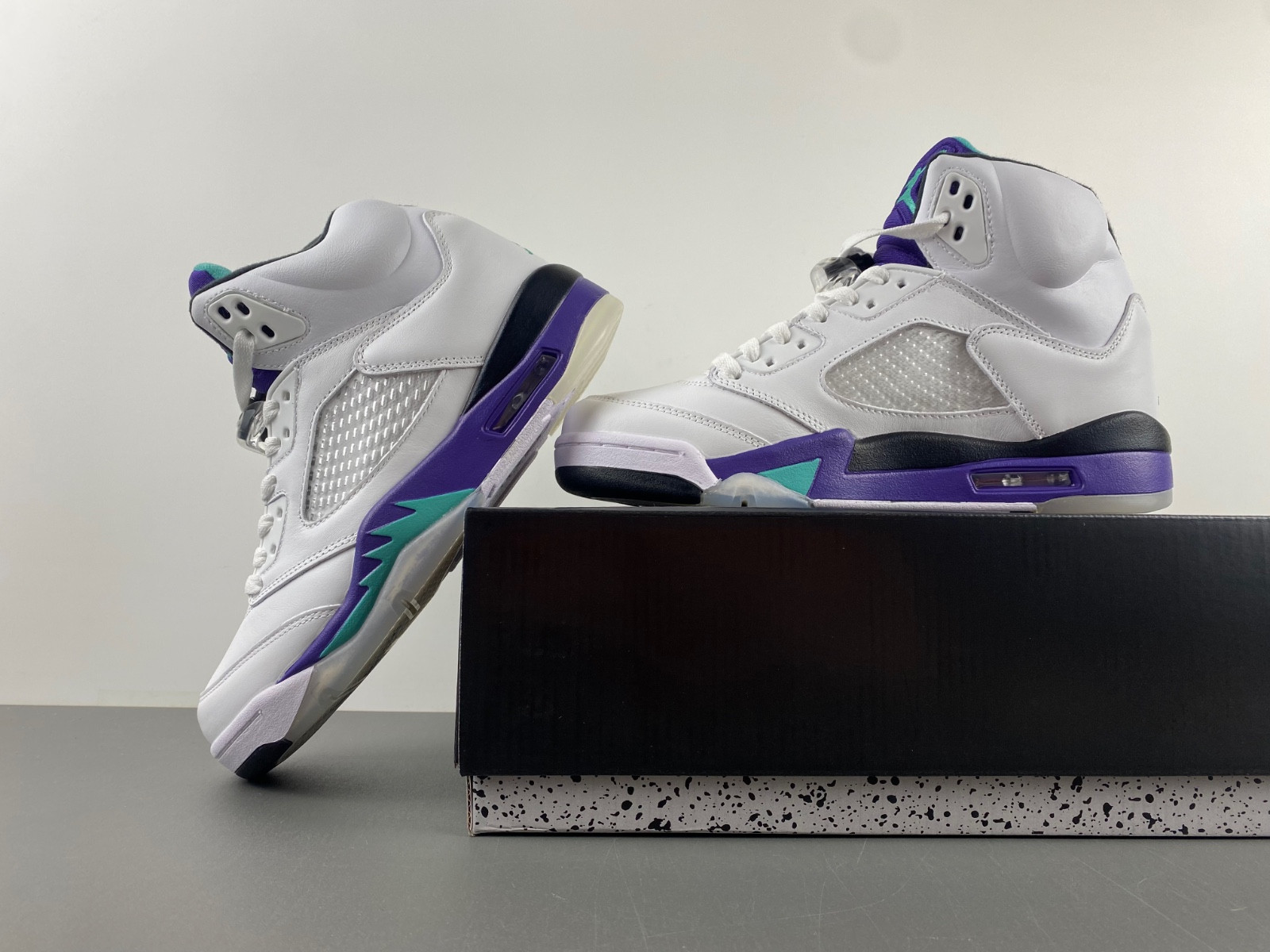 Air Jordan 5 Retro