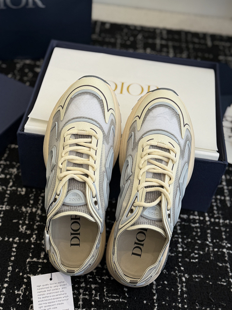 DR B30 SNEAKER