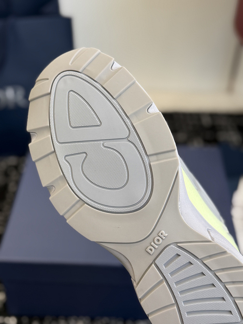 DR B30 SNEAKER