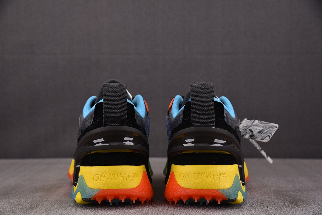 OFF-WHITE ODSY-2000