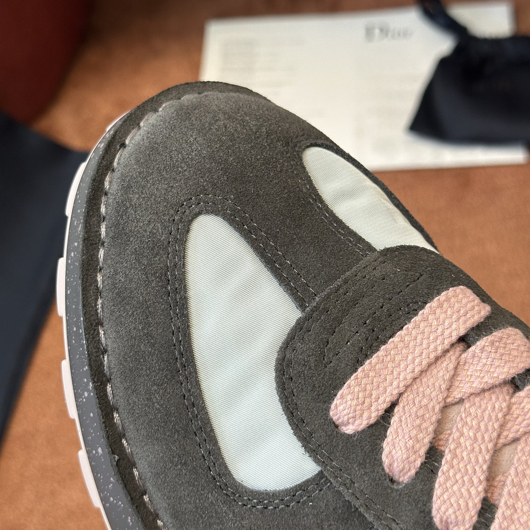 DR B30 SNEAKER