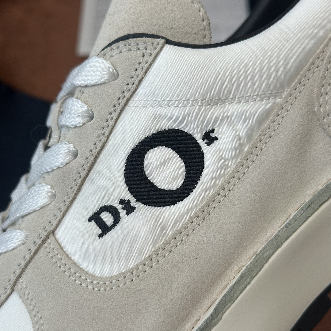 DR B30 SNEAKER