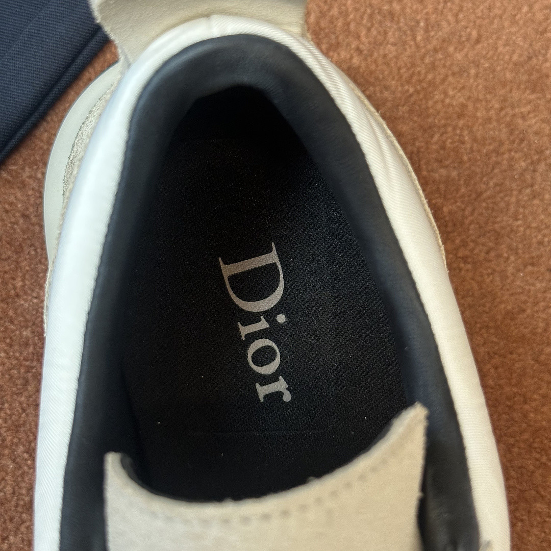 DR B30 SNEAKER