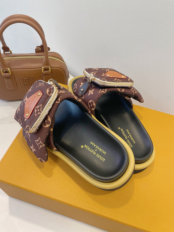 LOU1_TON SLIPPERS