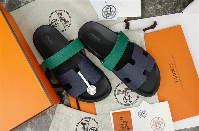 H*rmes Sandals