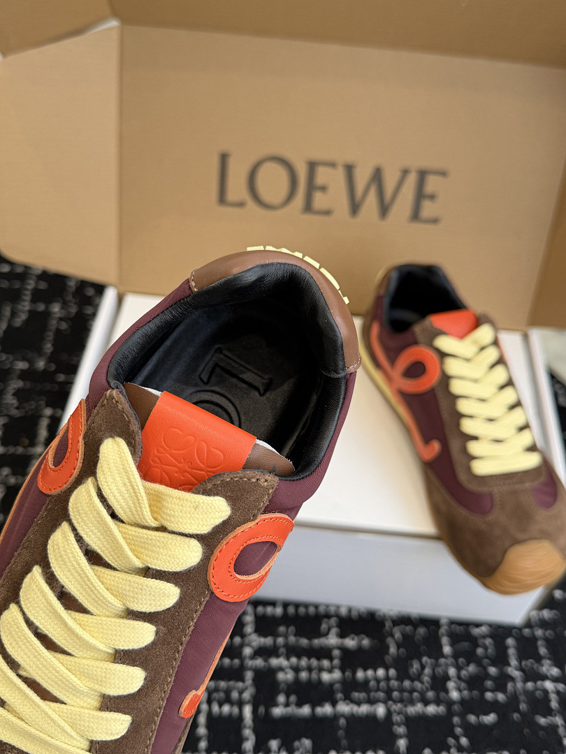 L0ew* Ballet Runner