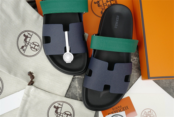 H*rmes Sandals