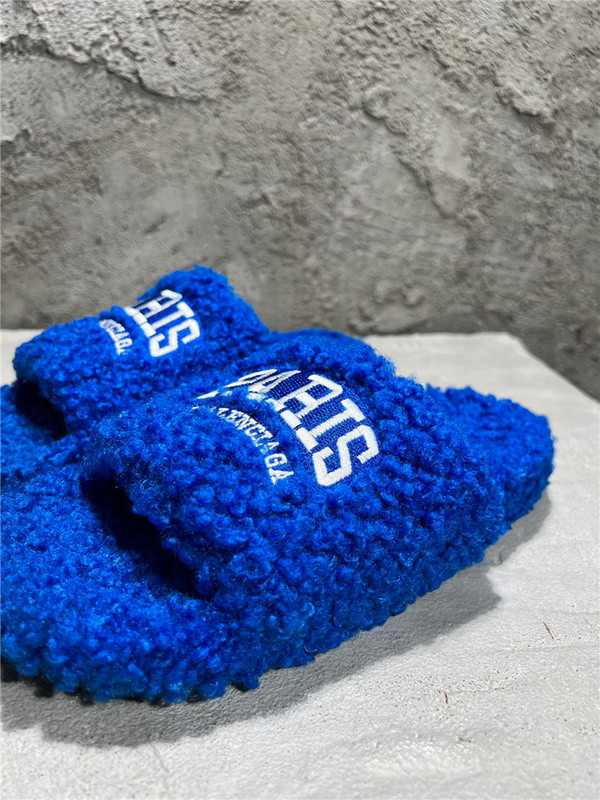 BALENCIAGA SLIDES