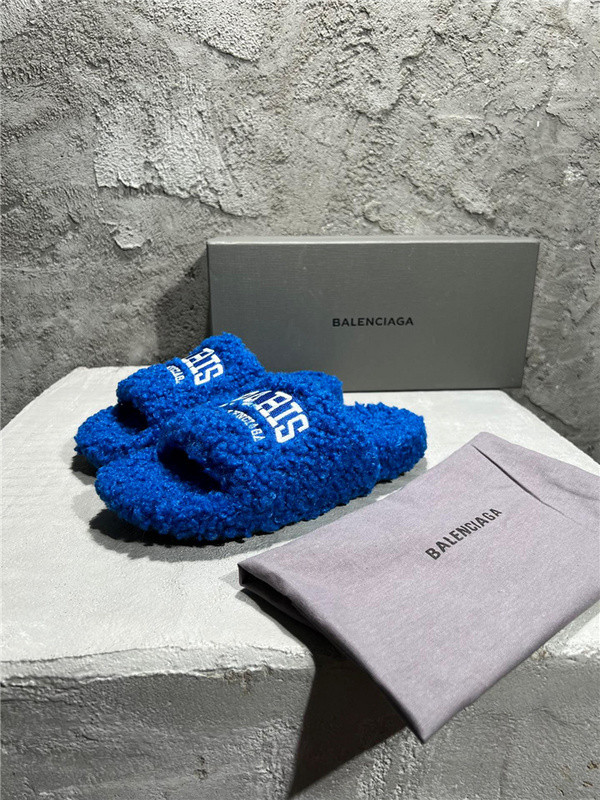 BALENCIAGA SLIDES