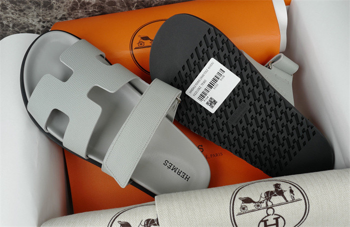 H*rmes Sandals