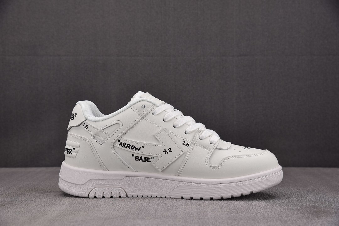 Off-White c/o Virgil Abloh