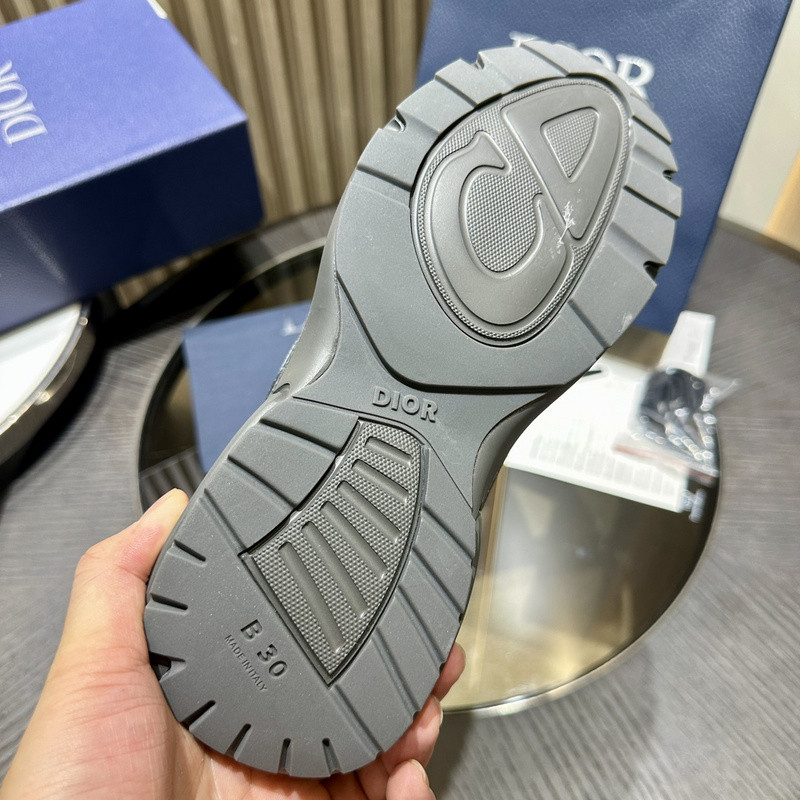 DR B30 SNEAKER