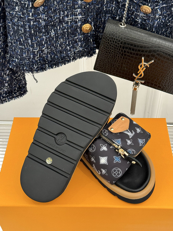 LOU1_TON SLIPPERS