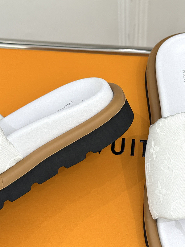 LOU1_TON SLIPPERS
