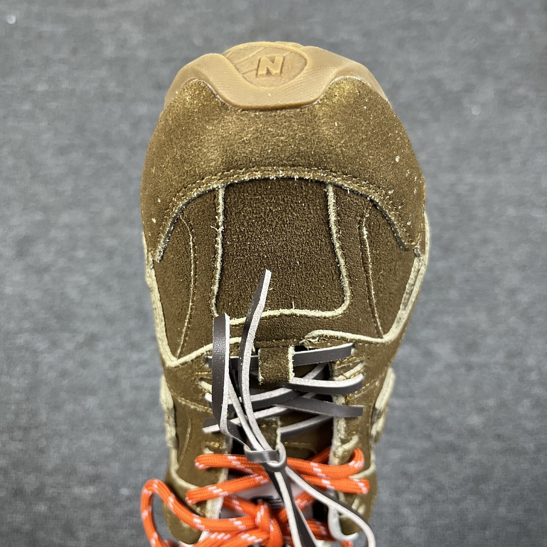 Miu Miu X NEW BALANCE Suede 530