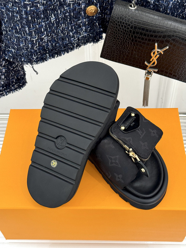 LOU1_TON SLIPPERS