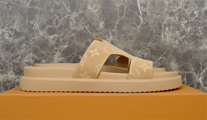 LOU1_TON SLIPPERS