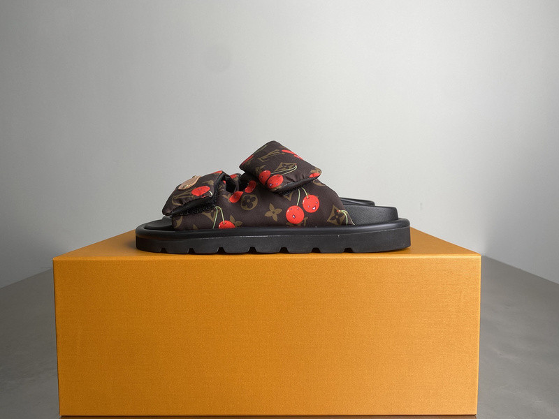 LOU1_TON SLIPPERS