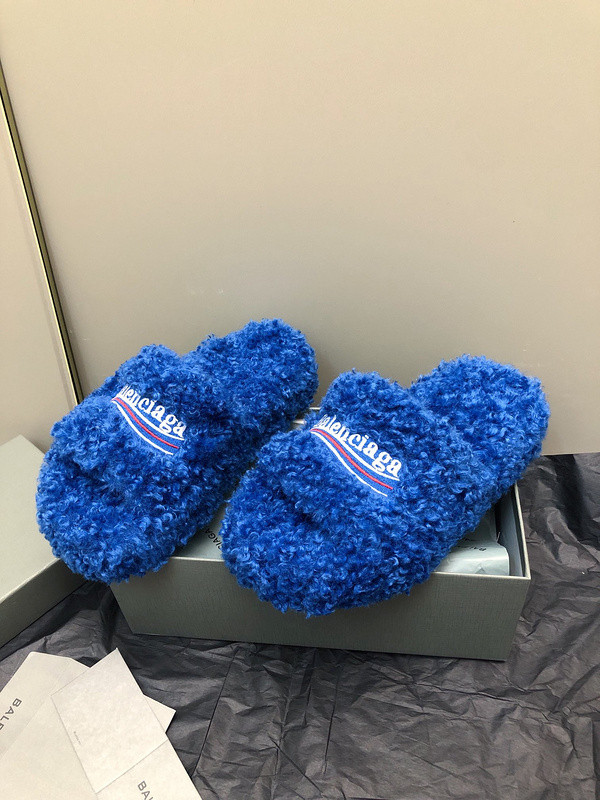 BALENCIAGA SLIDES