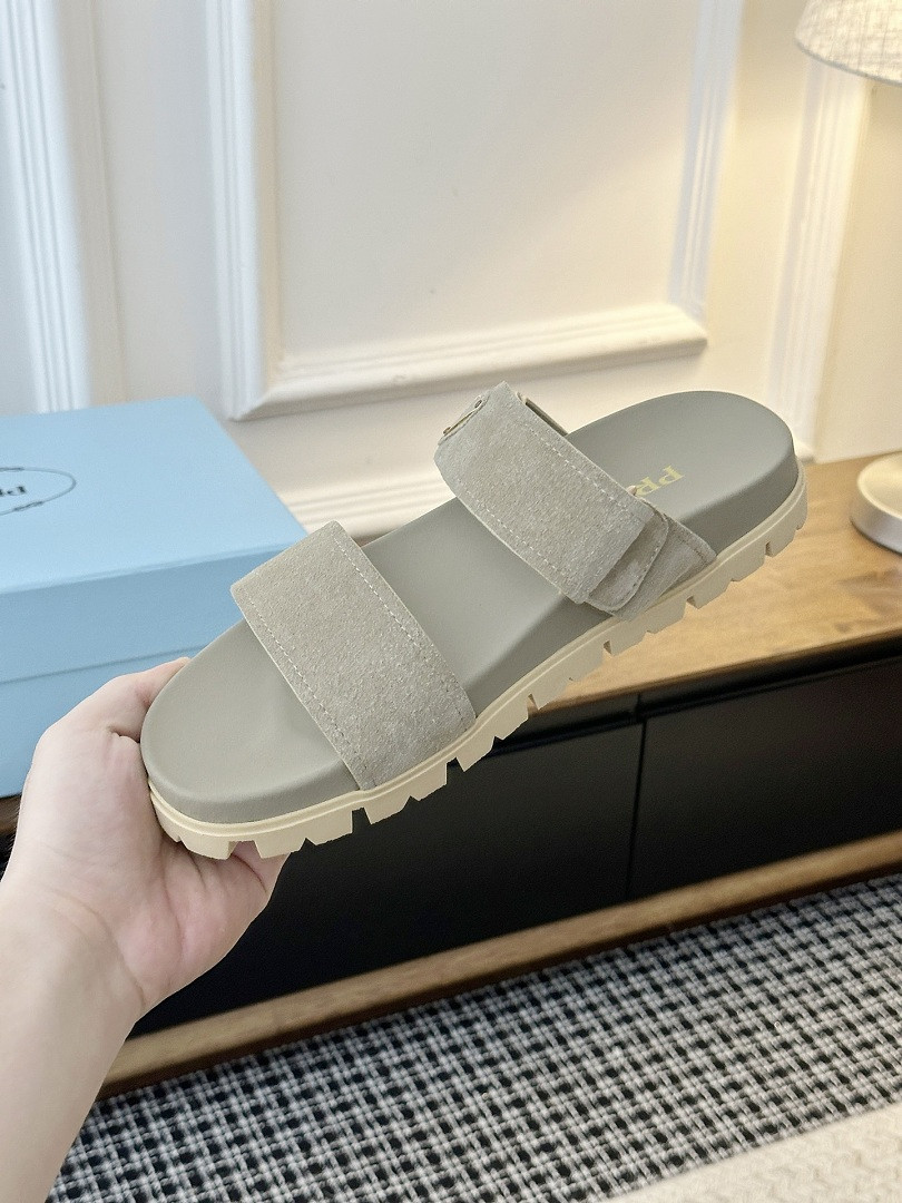 P*DA Slippers