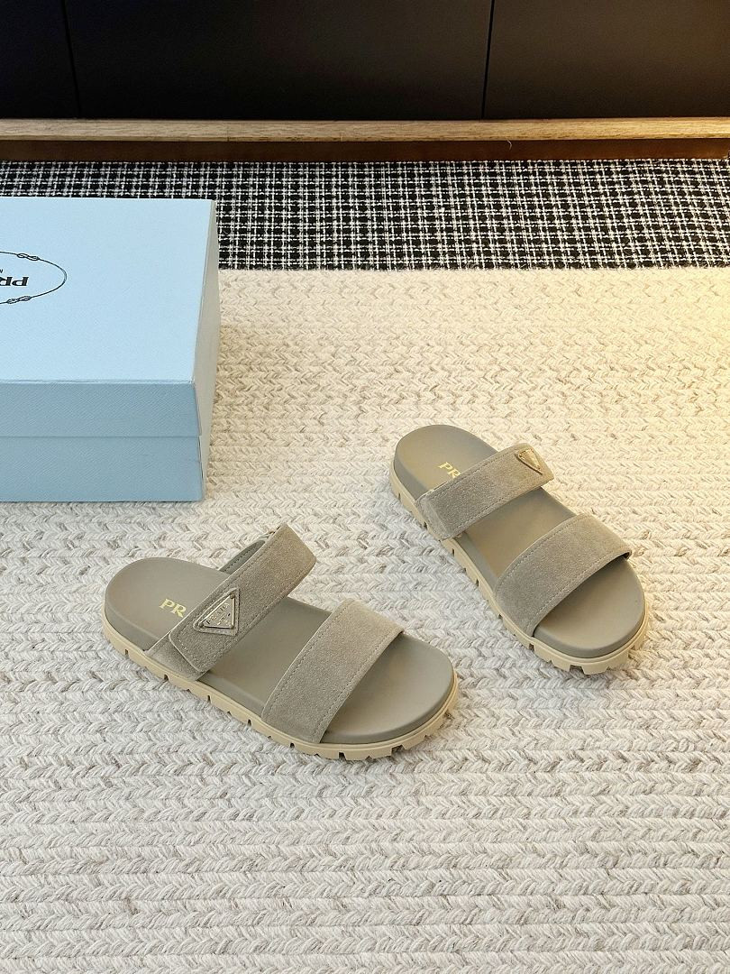 P*DA Slippers
