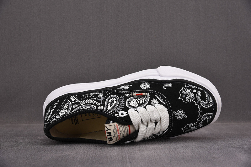 MAISON MIHARA SNEAKERS