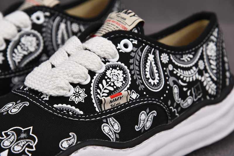 MAISON MIHARA SNEAKERS