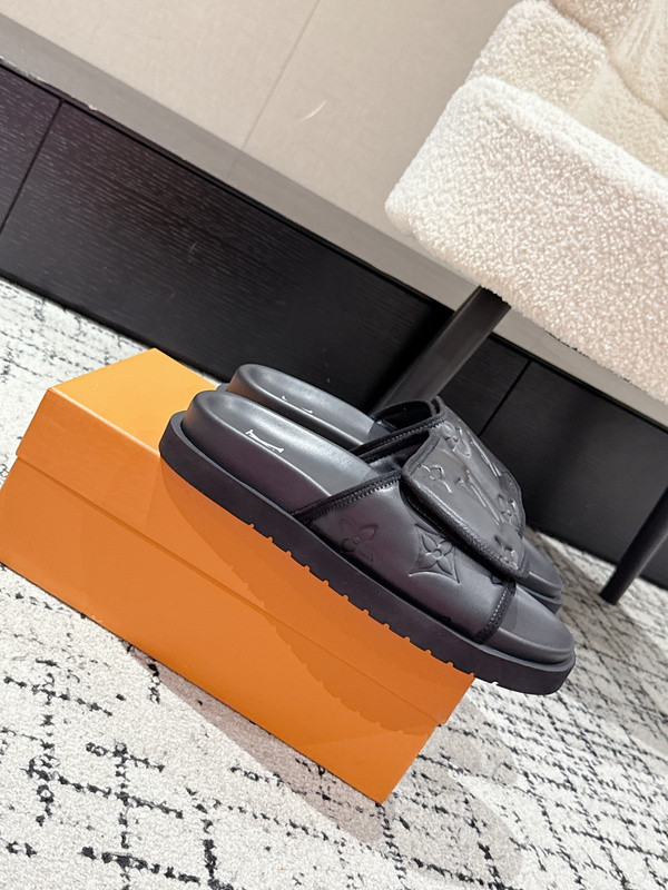 LOU1_TON SLIPPERS
