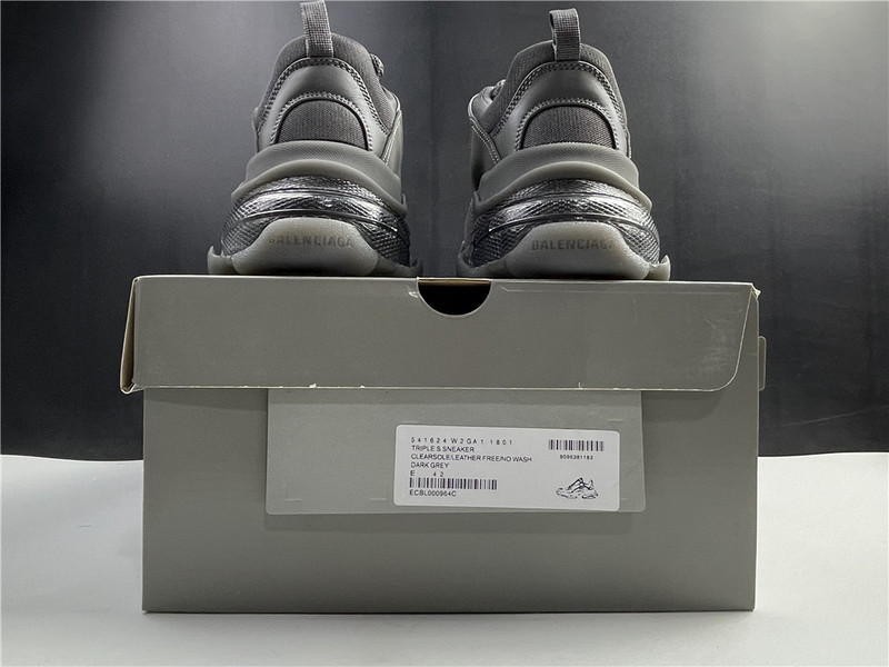 Ba*len*cia*ga dark gray sneaker 5341624 w2ga1 1801