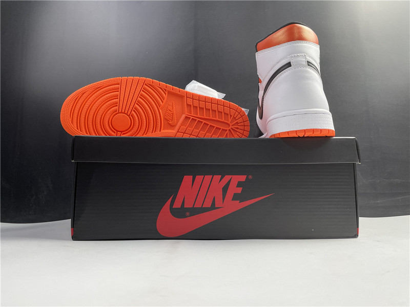 Air Jordan 1 High RETRO OG J 555088-180