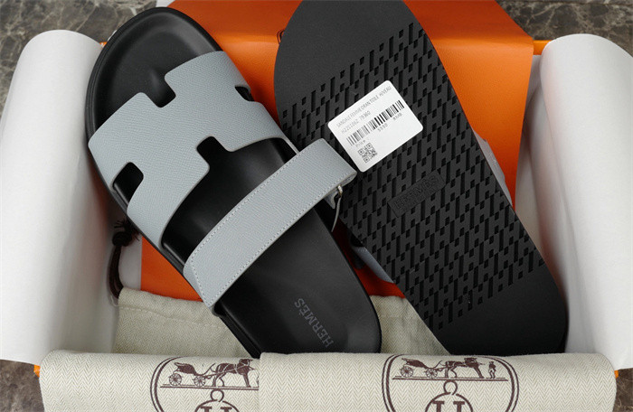 H*rmes Sandals