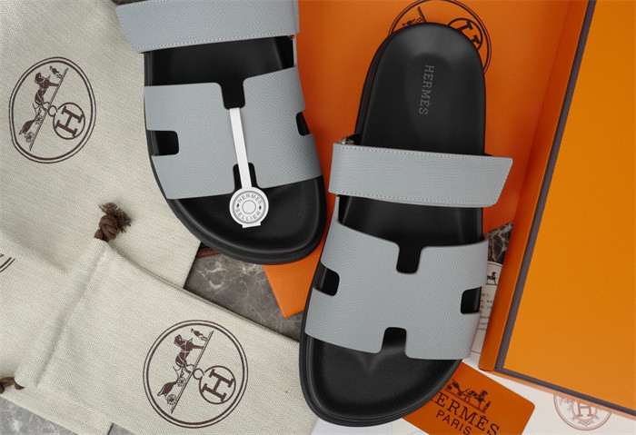 H*rmes Sandals
