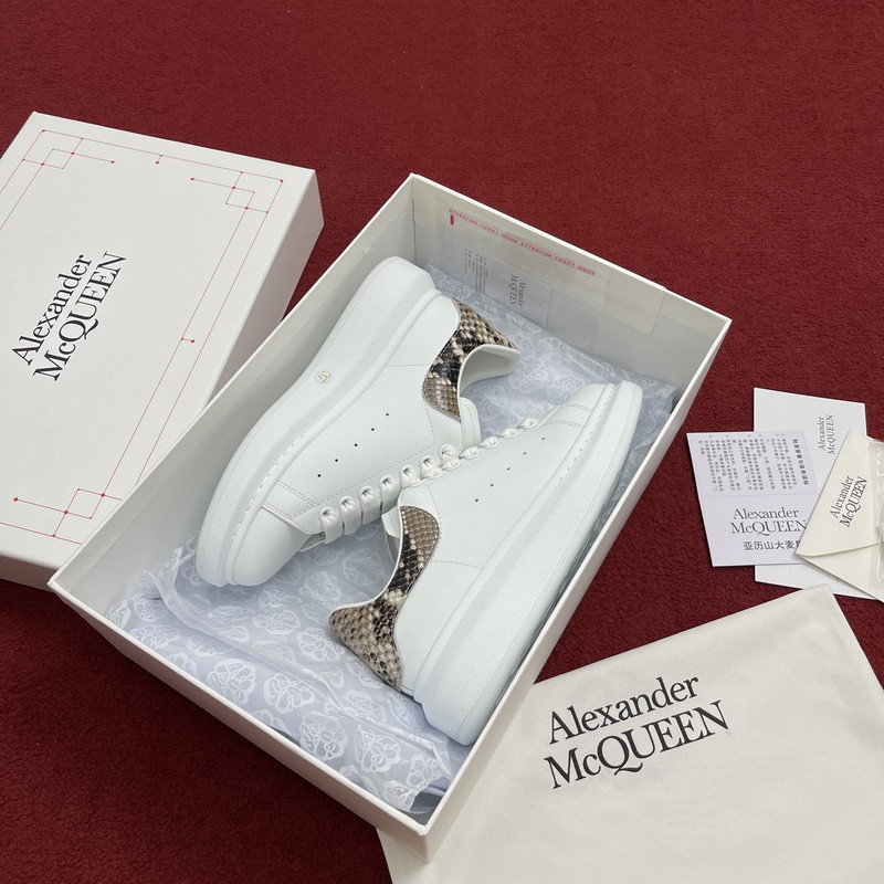 ALEXANDER MCQUEEN SNEAKER