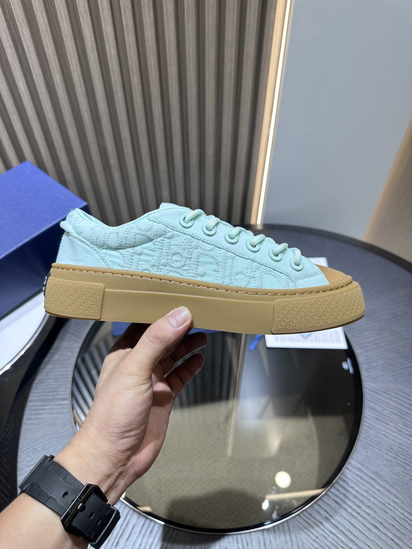 DR B33 SNEAKER