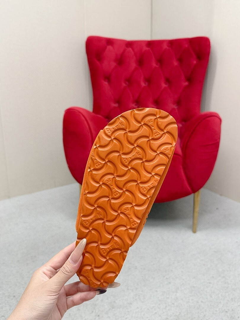 LOU1_TON SLIPPERS