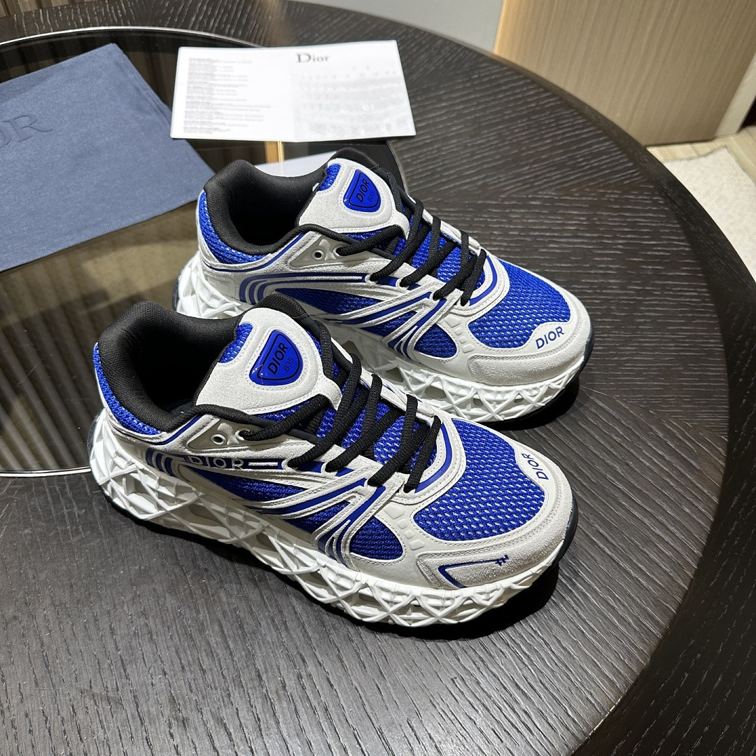 DR B35 NXXT sneaker