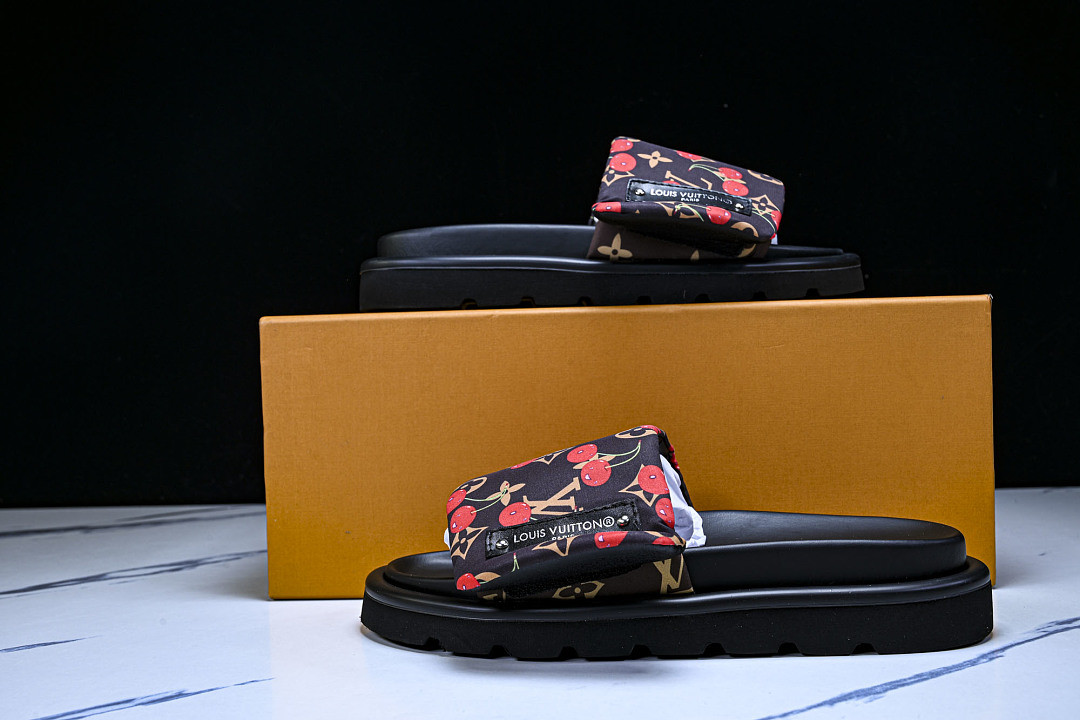 LOU1_TON SLIPPERS