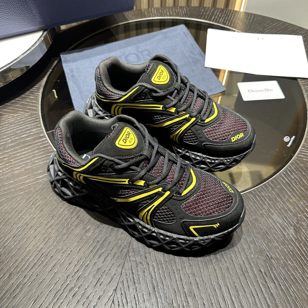 DR B35 NXXT sneaker