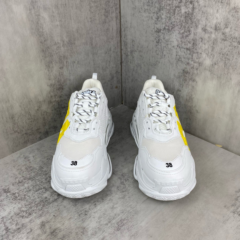 BALENCIAGA TRIPLE S